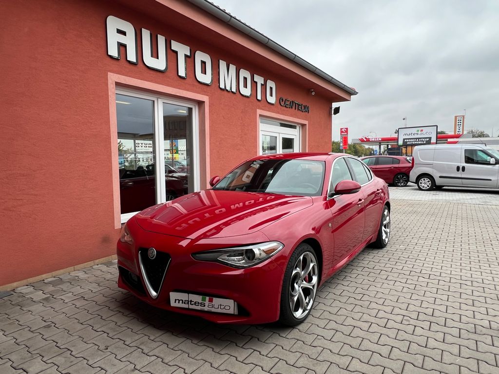 Alfa Romeo Giulia 2.0 206kW (ODPOČET DPH)